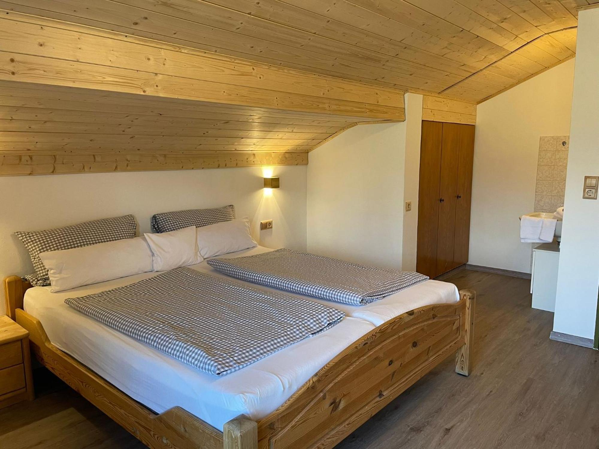 Zum Bergbauer Lejlighed Mittenwald Eksteriør billede