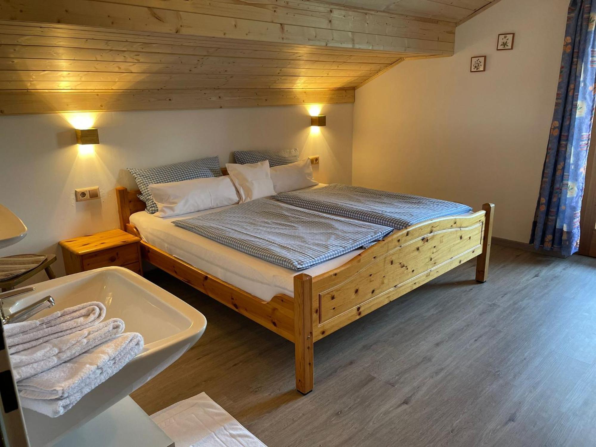 Zum Bergbauer Lejlighed Mittenwald Eksteriør billede